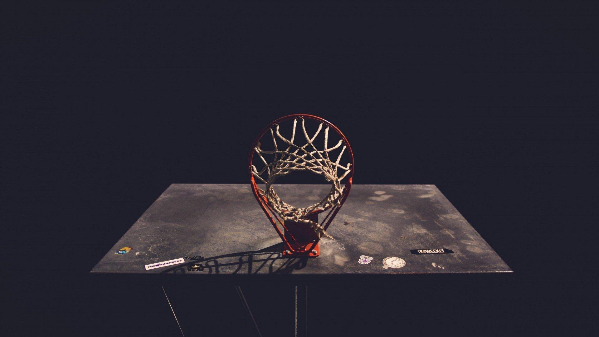 哈登去留风波，金钱与自由，费城非其归队真因