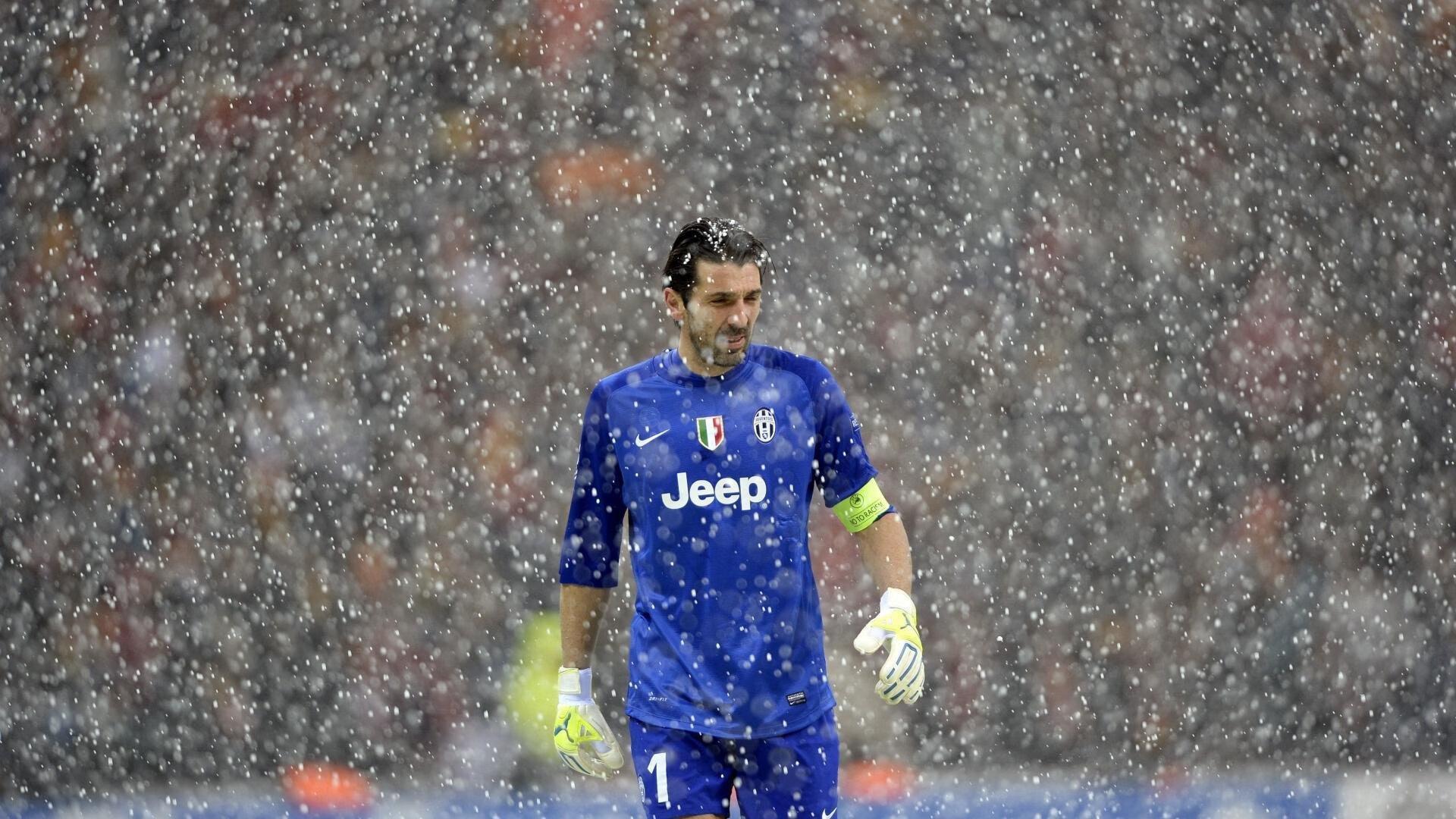 桑切斯终破宿命！生涯第五次对阵巴萨首度攻破老东家大门